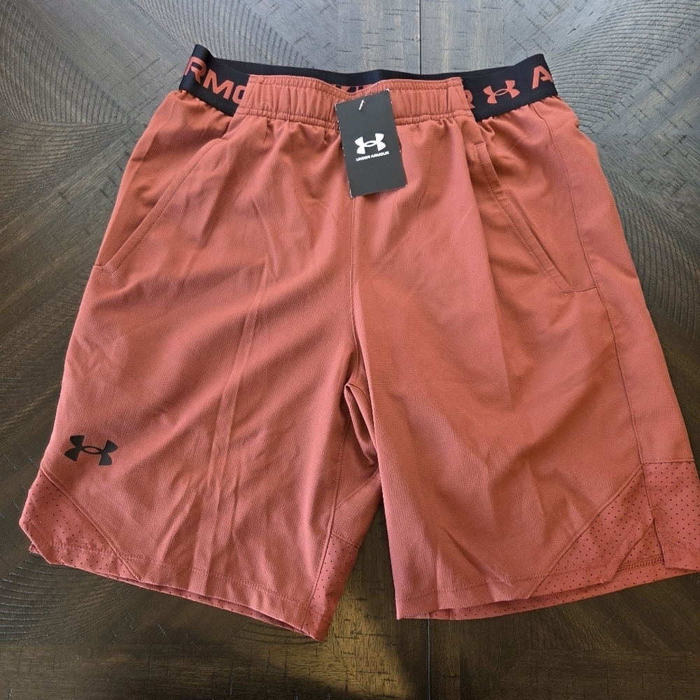 Under Armour UA Vanish Woven 8in Shorts Men's Size Small Burnt Orange New